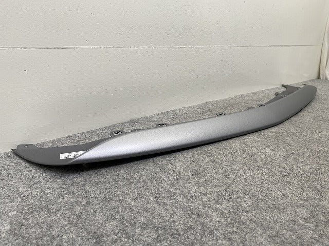 新品!Aクラス W176/AMG 純正 フロント バンパー ロアモール A 176 885 2300 A 1768854400 シルバー メタリック メルセデスベンツ(144249)