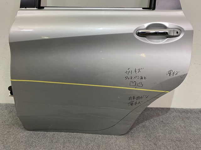 ノート/NOTE E12/NE12 e-POWER/HE12/SNE12 純正 左 リア ドア バイザーガラス内張り付 ブリリアントシルバーメタリック K23 日産(144267)