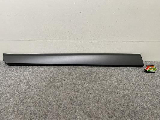 新品!XC60 DB系/2013-2017 純正 左 フロント ドア サイドパネル 31349335 グレー ソリッド ボルボ(144306)