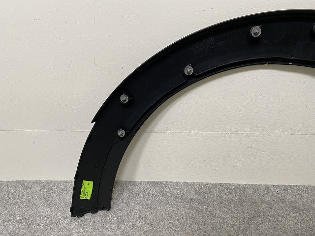 新品!ミニ F55/F56/F57 純正 右 フロント フェンダーアーチモール/オーバーフェンダー 5177 7 300 820 51777300820 素地 MINI(144313)