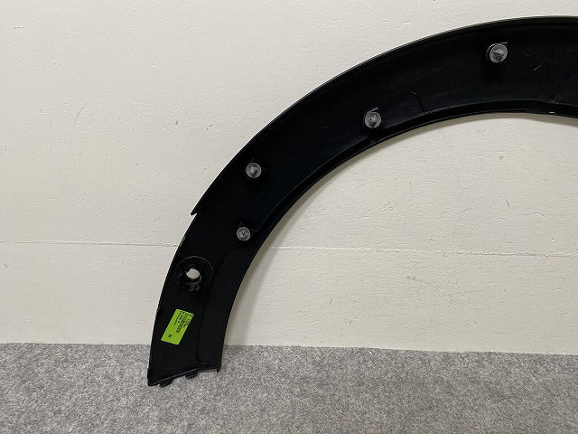新品!ミニ F55/F56/F57 純正 右 フロント フェンダーアーチモール/オーバーフェンダー 5177 7 300 820 51777403252 素地 MINI(144323)