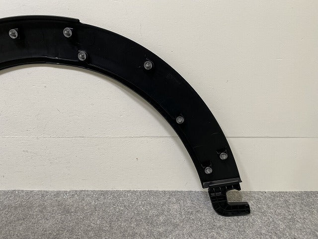 新品!ミニ F55/F56/F57 純正 右 フロント フェンダーアーチモール/オーバーフェンダー 5177 7 300 820 51777403252 素地 MINI(144323)