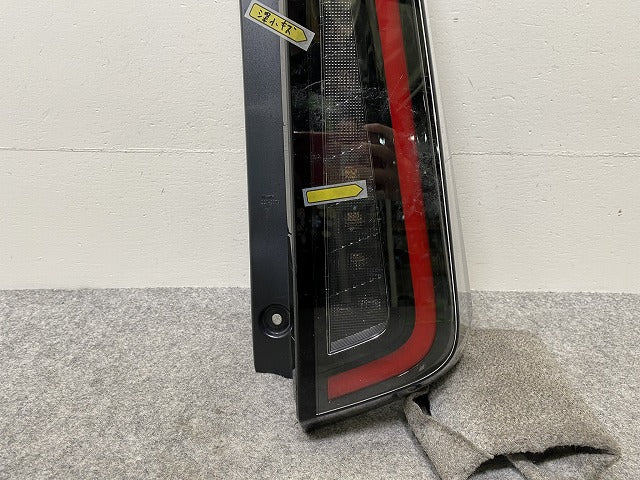 セレナ ハイウェイスター/X/XV/C28/NC28/GC28 e-POWER/オーテック/FC28/FNC28/GFC28 純正 右 テールランプ LED 220-2379Y(144337)