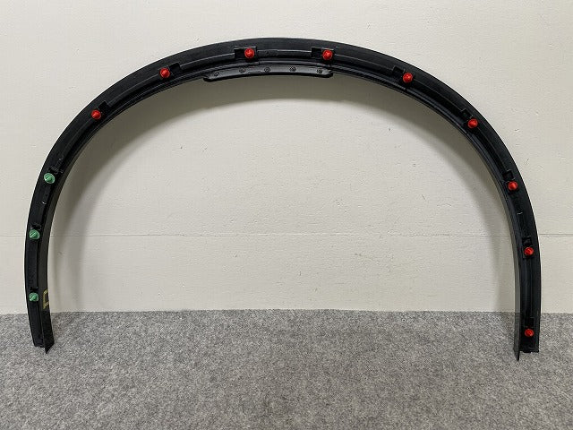 新品!ステルヴィオ 94920/94922/94929 純正 左フロント フェンダーアーチモール/オーバーフェンダー 156146589 ブラックメタリック(144339)