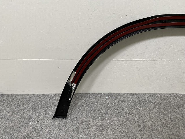 新品!GLCクラス X253・C253 右 リア クォーター フェンダーアーチモール/オーバーフェンダー A 253 885 08 22 A2538850822 素地(144356)