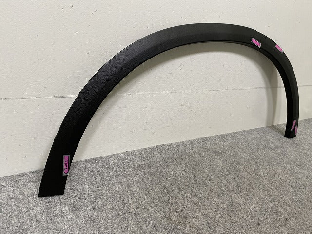 新品!GLCクラス X253・C253 純正 右リアクォーター フェンダーアーチモール/オーバーフェンダー A 253 885 08 22 A2538850822 素地(144357)