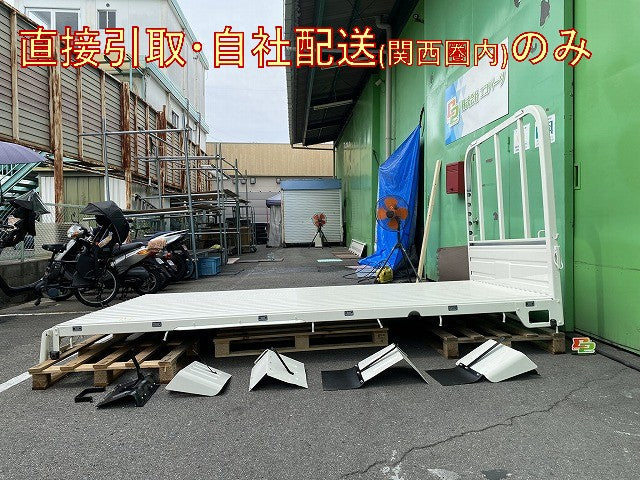 新車取り外し!ダイナ/トヨエース/デュトロ 平成23年7月? 標準車 1.5t 純正 リア 荷台/ボディ ホワイト ソリッド トヨタ(144363)