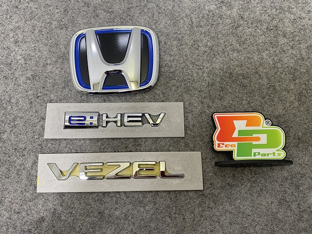 新車取り外し!ヴェゼル/VEZEL e:HEV RV3/RV4/RV5/RV6 純正  エンブレム/オーナメント 75701-TWA-A000 メッキ ホンダ(144381)