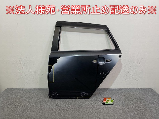カローラ ツーリング 210系/NRE210W/ZRE212W/MZEA17W/MZEA12W ハイブリッド/ZWE214W/211W/219W/215W 純正 左 リアドア バイザー付(144408)