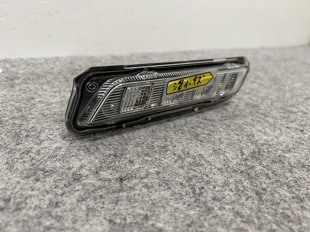 ルーミー/タンク カスタム M900A/M910A 純正 前期 右フロント フォグランプ/フォグライト LED デイライト TOKAIDENSO 22601(144428)
