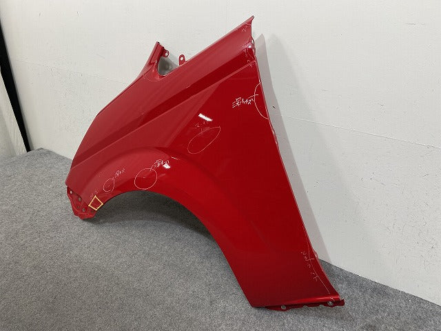 スペイド 140系/NSP140/NCP141/NCP145/NSP141 純正 左 フロントフェンダー スーパーレッドⅤ 3P0 トヨタ(144446)