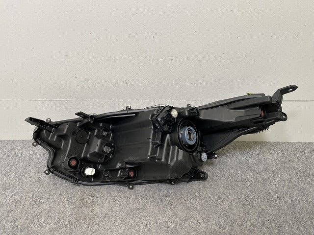 ヤリス KSP210/MXPA10/MXPA15 ハイブリッド/MXPH10/MXPH15 MXPH14/MXPH17 純正 右 ヘッドライト LED レベライザー 刻印A5 K0-1(144456)