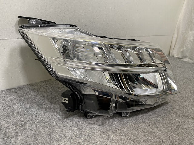 ルーミー/トール/カスタム M900A/M910A/M900S/M910S 純正 前期 右 ヘッドライト LED レベライザー 刻印12M W3918 81130-B1220(144457)