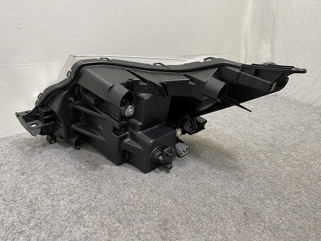 ルーミー/トール/カスタム M900A/M910A/M900S/M910S 純正 前期 右 ヘッドライト LED レベライザー 刻印12M W3918 81130-B1220(144457)