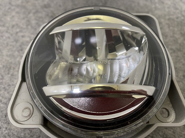 純正 右 フォグランプ/フォグライト LED 刻印0036 KOITO 114-11092 81210-B1110 ダイハツ/トヨタ/ホンダ/スバル/スズキ 汎用(144463)