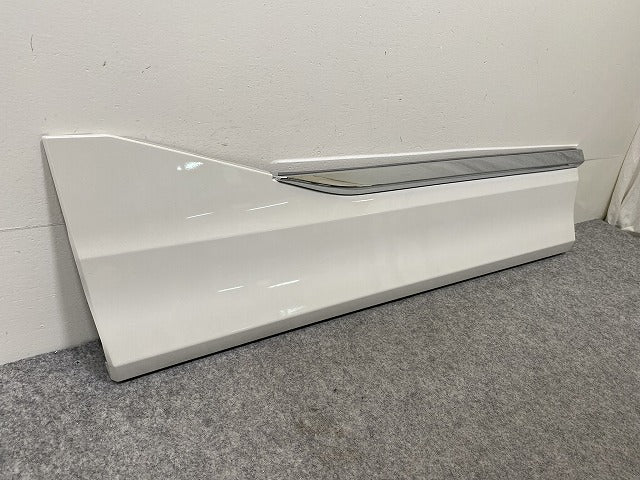 新品!ヴォクシー/ノア 90系/MZRA90W/MZRA95W/ZWR90W/ZWR95W 純正 左 フロント ドア サイドパネル/モデリスタ 76904-ZR900 070(144514)