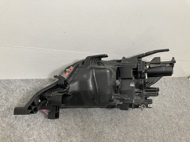 セレナ XV/X/G C27/GC27/GNC27 e-POWER/HC27 純正 後期 右 ヘッドライト/ランプ ハロゲン レベライザー 刻印A KOITO 100-23782(144527)