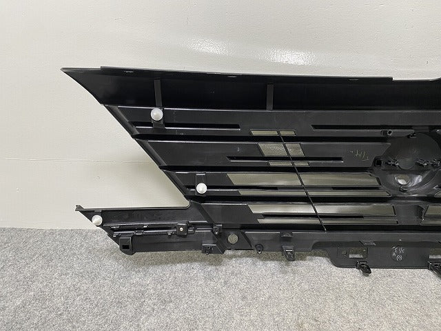 セレナ X/XV/C28/NC28 e-POWER/GC28 純正 フロント グリル/ラジエーターグリル 62310 7DA0A/62310 7DA1A ブラック ソリッド 日産(144553)