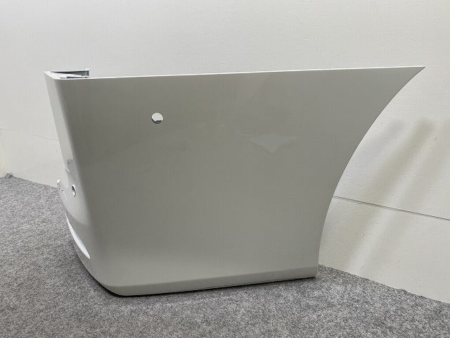 ヴォクシー/ノア 90系/ZWR90W/ZWR95W/MZRA90W/MZRA95W 純正 右 リア コーナーパネル/コーナーカバー 福祉車両 52161-V1010/20/30(144562)