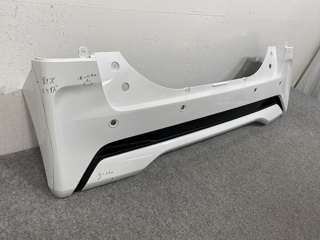ルークス ハイウェイスター/eKクロススペース B44A/B45A/B47A/B48A B34A/B35A/B37A/B38A 純正 リア バンパー 85022 7NA-0(144578)