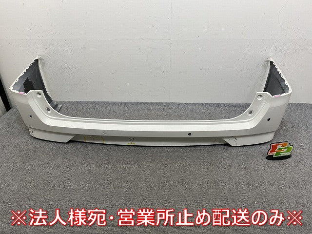 セレナ S/X/G/XV C27/GC27/GNC27 e-POWER/HC27 純正 前期 リア バンパー 85022 5TA0H ブリリアントホワイトパール QAB 日産(144579)