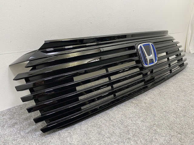 新車取り外し!ヴェゼル/VEZEL RV3/RV4/RV5/RV6 純正 後期 フロント グリル/ラジエーターグリル クリスタルブラックパール NH731P(144590)