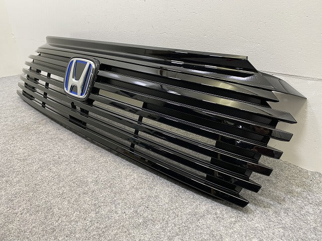 新車取り外し!ヴェゼル/VEZEL RV3/RV4/RV5/RV6 純正 後期 フロント グリル/ラジエーターグリル クリスタルブラックパール NH731P(144590)