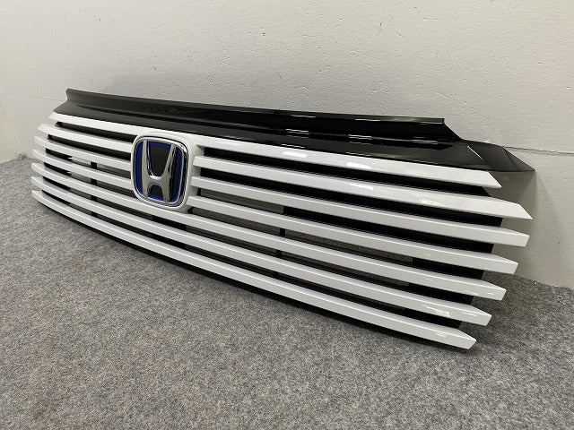 新車取り外し!ヴェゼル/VEZEL RV3/RV4/RV5/RV6 純正 後期 フロント グリル/ラジエーターグリル プラチナホワイトパール NH609P(144593)