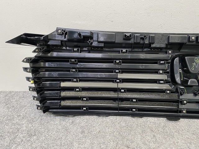 新車取り外し!ヴェゼル/VEZEL RV3/RV4/RV5/RV6 純正 後期 フロント グリル/ラジエーターグリル プラチナホワイトパール NH609P(144593)