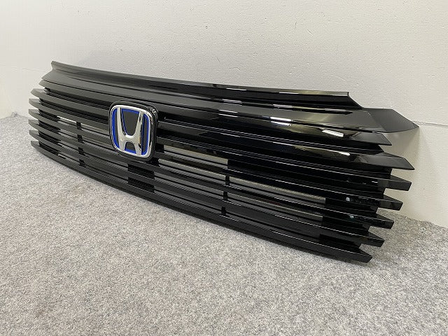 新車取り外し!ヴェゼル/VEZEL RV3/RV4/RV5/RV6 純正 後期 フロント グリル/ラジエーターグリル クリスタルブラックパール NH731P(144595)