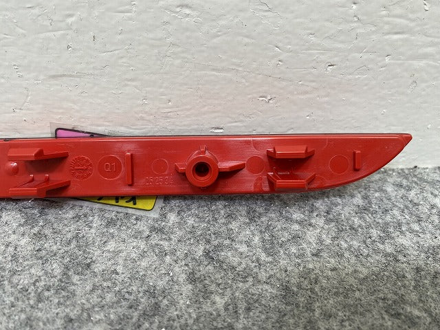 新品!Sクラス クーペ/W217/C217 純正 右 リアリフレクター A 099 820 88 00 A 0998208800 メルセデスベンツ(144619)