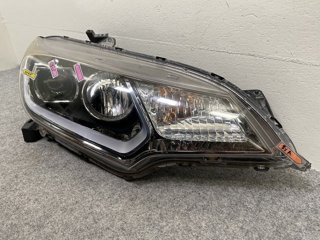 フィット ハイブリッド GP5/GP6 右 ヘッドライト/ランプ レベライザーLED 刻印3 STANLEY W0350 ホンダ(144642)
