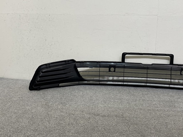 新車取り外し!フィット GR1/GR2/GS4/GS6 e:HEV GR3/GR4 純正 後期 フロント グリル/ラジエーターグリル ロア グリル 71151-TZA-N0(144653)