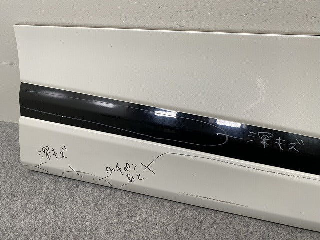 シエンタ 170系/NSP170G/NCP175G ハイブリッド/NHP170G 純正 右 フロントドア サイドパネル ホワイトパールクリスタルシャイン 070(144658)