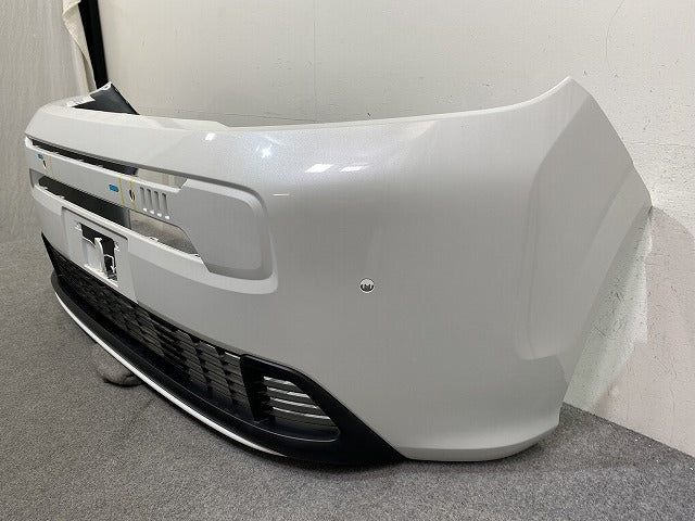 新車取り外し!フリード エアー/GT1/GT3 e:HEV/GT5/GT7 純正 フロントバンパー 71101-33F-J000 プラチナホワイトパール NH609P(144707)