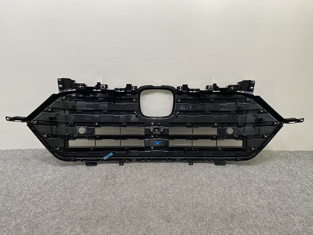 新車取り外し!オデッセイ e:HEV アブソルート ブラックエディション RC5 純正 フロントグリル/ラジエーターグリル カメラ穴付(144708)