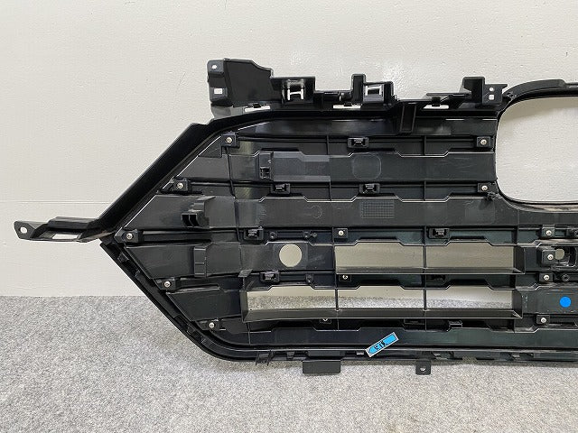 新車取り外し!オデッセイ e:HEV アブソルート ブラックエディション RC5 純正 フロントグリル/ラジエーターグリル カメラ穴付(144708)