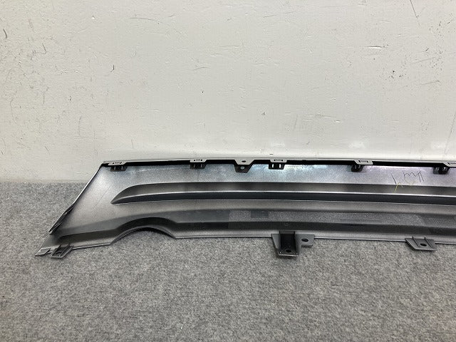 新車取り外し!ヴェゼル/VEZEL RV3/RV4/RV5/RV6 純正 リア バンパーガーニッシュ/ディフューザー/アンダー/下部 71562-3M0-N0(144712)