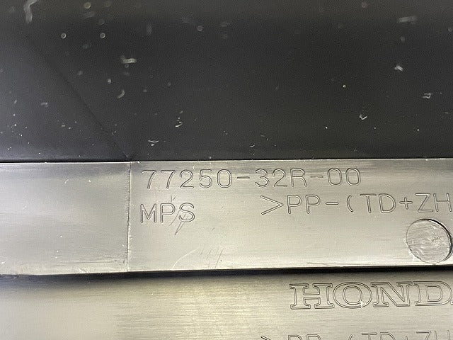 新車取り外し!N-BOX/NBOX Nボックス JF5/JF6 純正  オーディオパネル センターパネル インパネ 77250-32R-00 素地 ホンダ(144745)