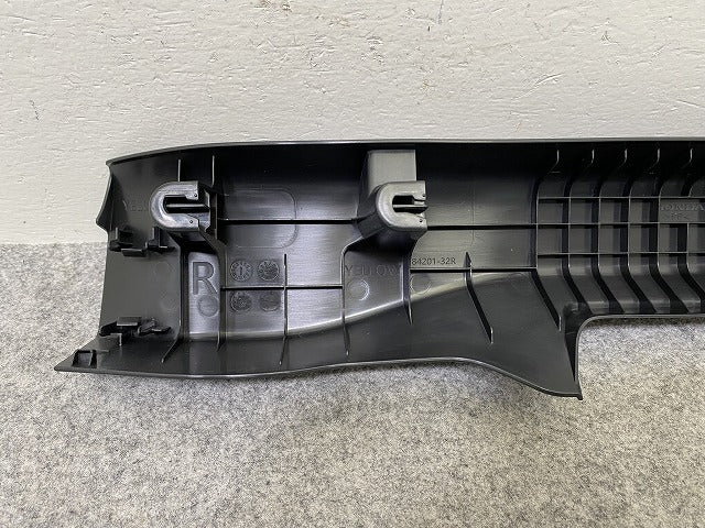 新品!N-BOX/NBOX Nボックス JF5/JF6 純正 右 リア スカッフプレート 84201-32R 素地 ホンダ(144746)