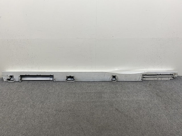 セレナ/ハイウェイスター C28/FC28/FNC28 e-POWER/オーテック/GFC28 純正 右 サイドステップ/サイドスカート 76850 7DF0A QBE 日産(144762)