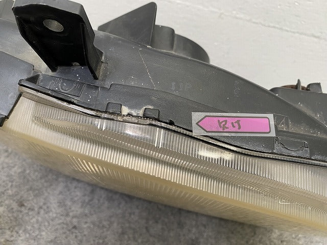 キャリイ トラック DA62T/DA52T 純正 右 ヘッドライト/ランプ ハロゲン KOITO 100-32624 スズキ(144764)