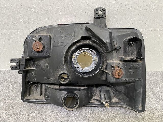 キャリイ トラック DA62T/DA52T 純正 右 ヘッドライト/ランプ ハロゲン KOITO 100-32624 スズキ(144764)
