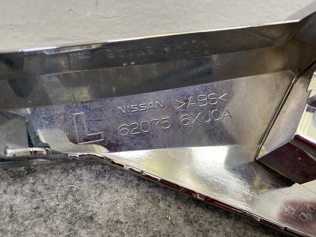 ノート/NOTE E12/NE12 e-POWER/HE12/SNE12 純正 前期 左 ヘッドライト ガーニッシュ ベゼル メッキ 62075 6XJ0A 62075-6XJ0A(144782)