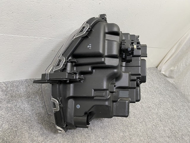 タント カスタム/シフォン カスタム LA650S/LA660S LA650F/LA660F 純正 前期 右 ヘッドライト/ LED レベライザー 刻印Z 100-69075(144803)