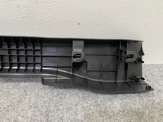 新車取り外し!N-BOX/NBOX Nボックス カスタム/JF5/JF6 純正 左 リア スカッフプレート 84251-32R 素地 ホンダ(144819)