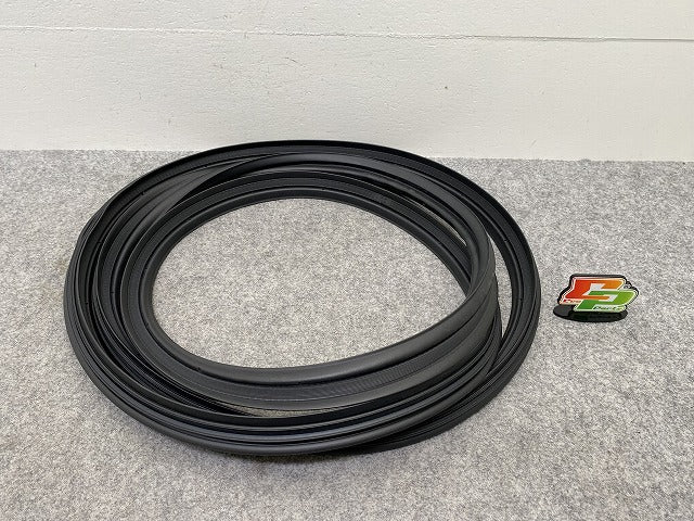 シエンタ MXPC10G/MXPL10G/MXPL15G 純正 リアゲート/バックドア/リアハッチ ウェザーストリップ 250822 114020 67881-52280(144829)