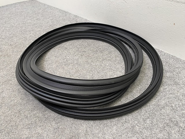 シエンタ MXPC10G/MXPL10G/MXPL15G 純正 リアゲート/バックドア/リアハッチ ウェザーストリップ 250822 114020 67881-52280(144829)