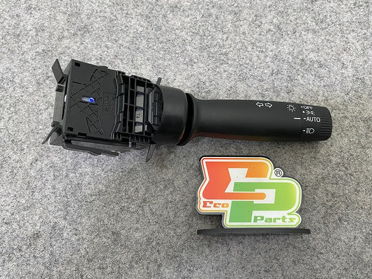 新車取り外し!N-BOX/NBOX Nボックス カスタム/JF5/JF6 純正  ライトスイッチ ウインカー スイッチ レバー ディマー M52531 素地(144858)
