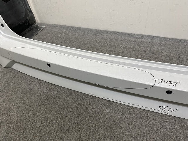 セレナ/ハイウェイスター C28/FC28/FNC28 e-POWER/ルキシオン/GFC28 純正 リアバンパー 85022 7DF0H プリズムホワイト QBE 日産(144897)